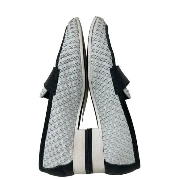 Chanel Classic Academia Black White Woven Leather CC Logo Loafer Slip On Flats - Picture 11 of 16